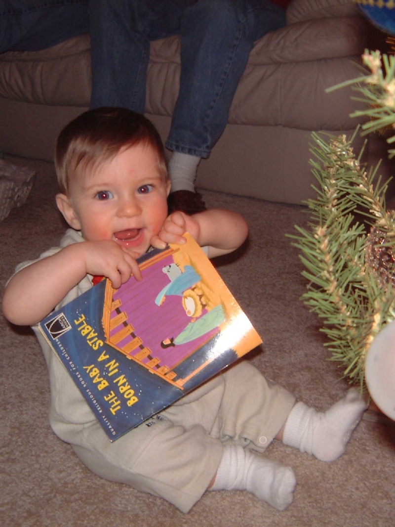 Hildebrand Christmas ScreenSaver/800x600_2001-12-27 late Christmas with J&H 08.jpg